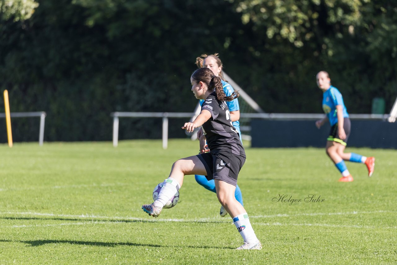 Bild 95 - wBJ SV Henstedt Ulzburg - FSG Oldendorf Itzehoe : Ergebnis: 2:5